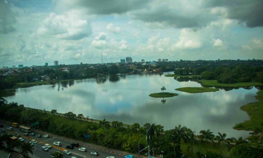 Inya Lake in Yangon, Myanmar (3)