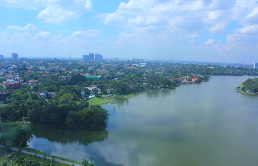 Inya Lake in Yangon, Myanmar (6)