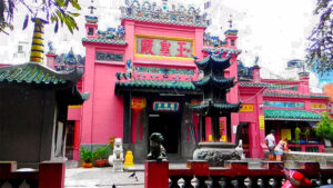Jade Emperor Pagoda in Ho Chi Minh City, Vietnam (2)