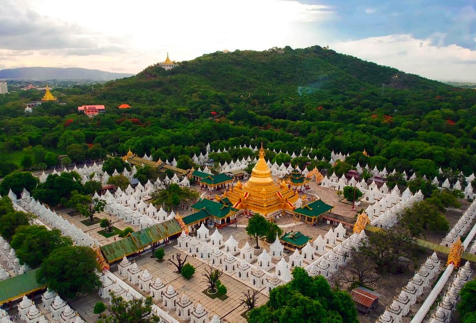 Kuthodaw Pagoda in Mandalay, Myanmar (6)