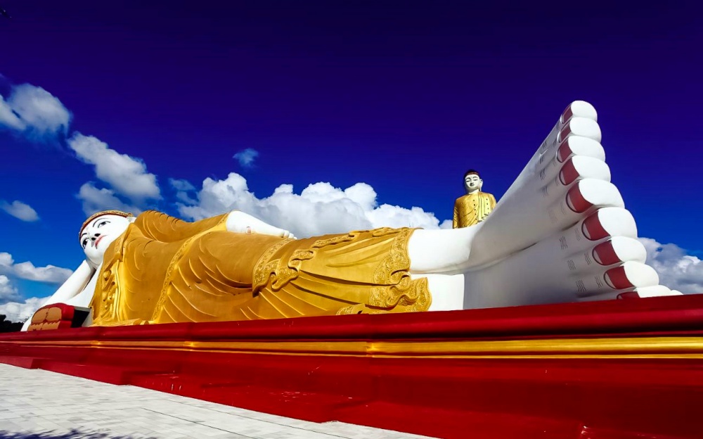 Maha Bodhi Ta Htaung Standing Buddha in Monywa, Sagaing Region of Myanmar (5)