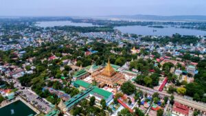 Mahamuni Pagoda in Mandalay, Myanmar (6)