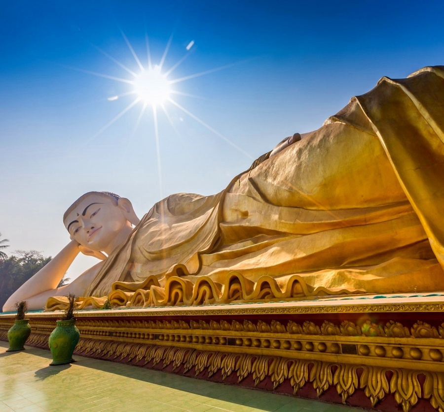 Mya Tha Lyaung Reclining Buddha in Bago, Myanmar (1)