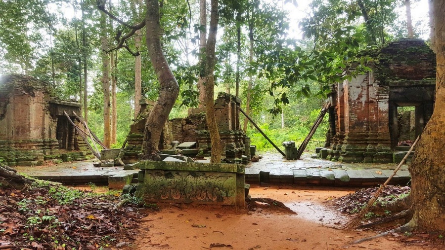 Prei Monti Temple of Roluos Temples in Siem Reap, Cambodia (11)