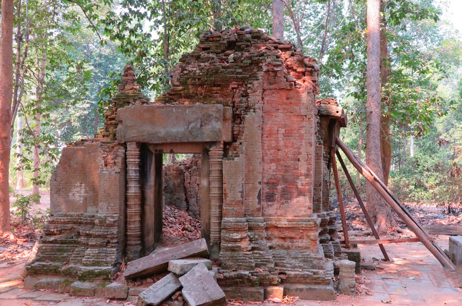Prei Monti Temple of Roluos Temples in Siem Reap, Cambodia (6)