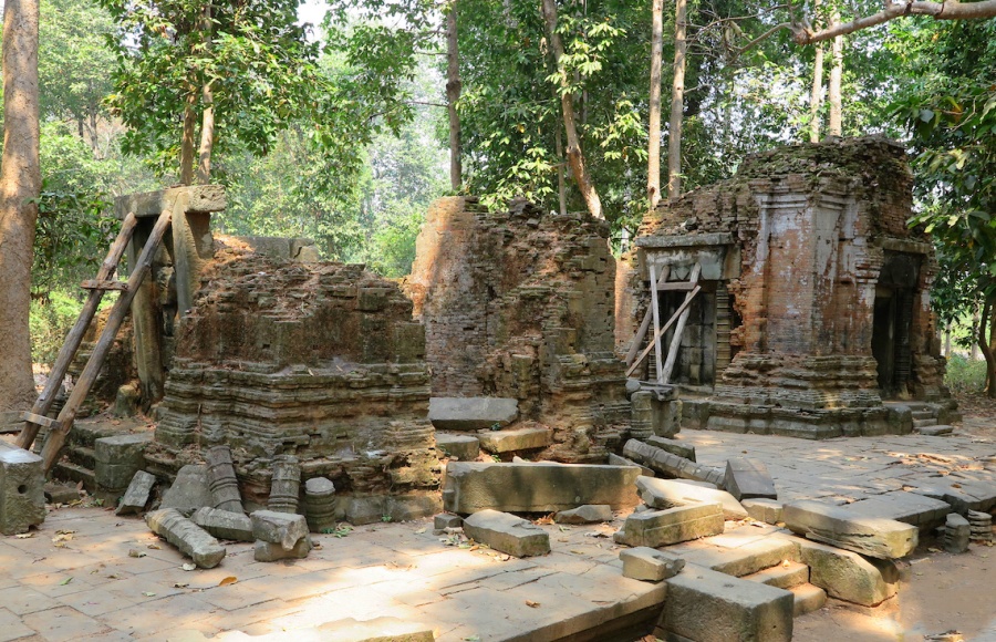 Prei Monti Temple of Roluos Temples in Siem Reap, Cambodia (7)