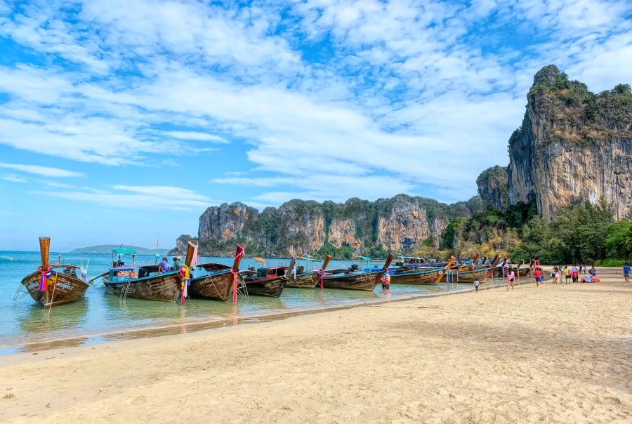 Railay Beach in Krabi, Thailand (15)
