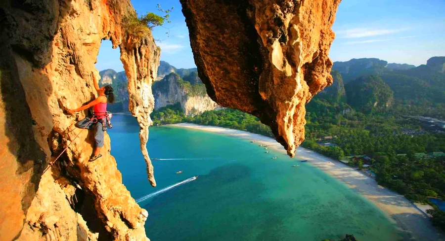 Railay Beach in Krabi, Thailand (16)