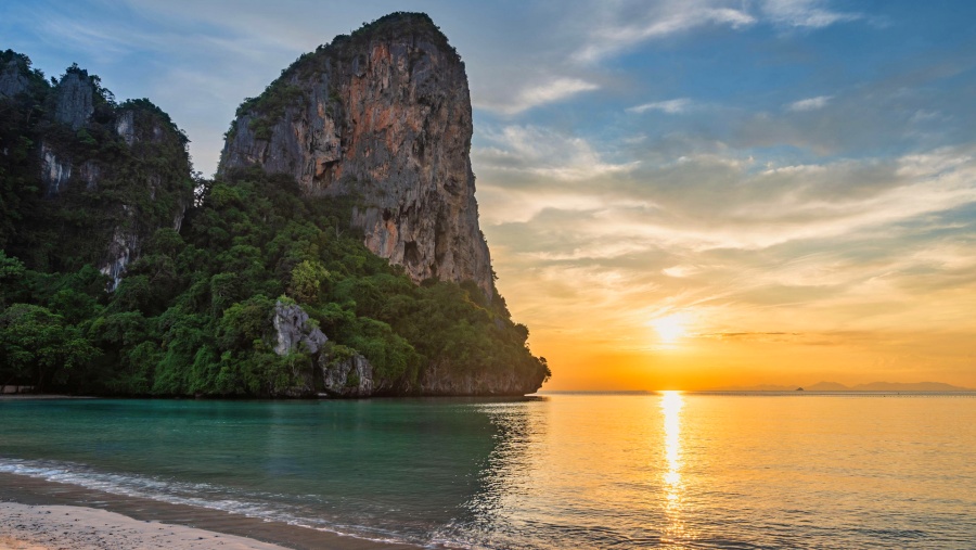 Railay Beach in Krabi, Thailand (7)