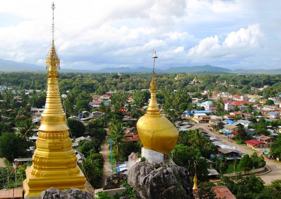 Taung Kwe Pagoda in Loikaw of Kayah State, Myanmar (1)