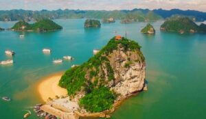 Ti Top Island in Ha Long Bay, Vietnam (3)