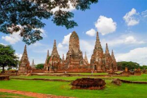 Wat Chaiwatthanaram in Ayutthaya, Thailand (2)