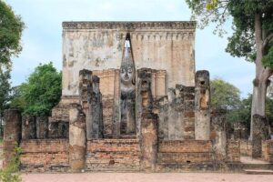 Wat Si Chum in Sukhothai, Thailand (5)