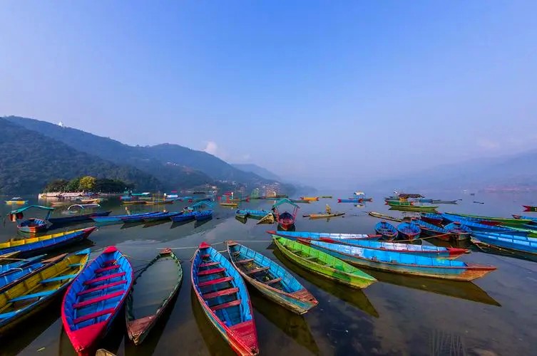 Phewa Tal (Fewa Lake) in Pokhara, Nepal (7)