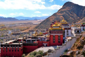Tashilhunpo-Monastery-in-Shigatse-01