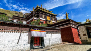 Tashilhunpo-Monastery-in-Shigatse-11